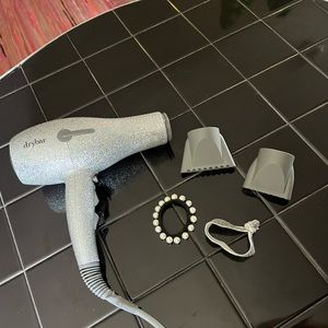 Drybar Blowdryer
